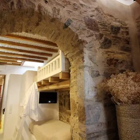 Heritage Villa Naxos City